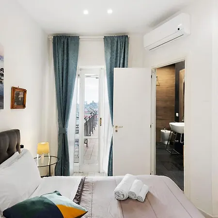 Bed and breakfast Di Palma Museum Nápoles