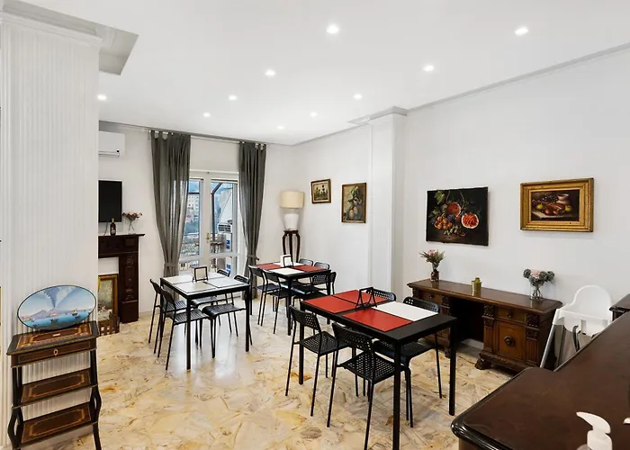 Di Palma Museum 3* Napoli